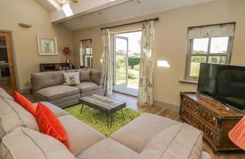 Scawton House | Providence Cottage