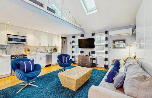 Provincetown Hotel | Provincetown Waterfront Studio