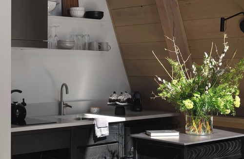 Thorne Cabin | Prunella № 5, Prunella № 5 - A-Frame Cabin Getaway - Design, Comfort & Nature