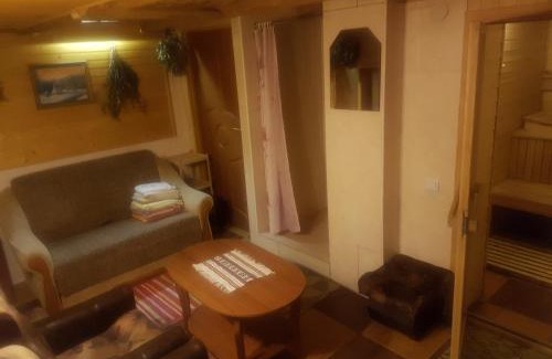 Skhidnytsya House | Pryvitannya Sontsyu