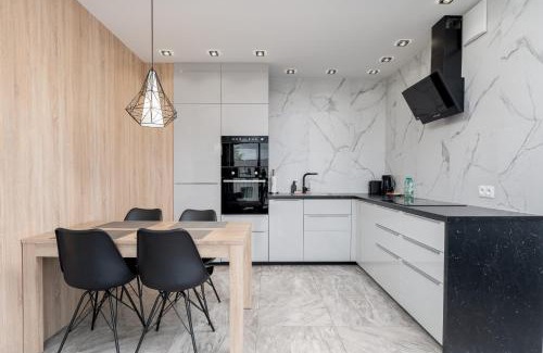 Stare Podgorze Apartment | Przedwiośnie Chic Harmony Apartment by BookingHost