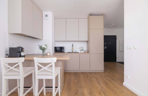 Wola Duchacka Apartment | Przyjaźni Polsko-Węgierskiej 4A Apartment |Balcony