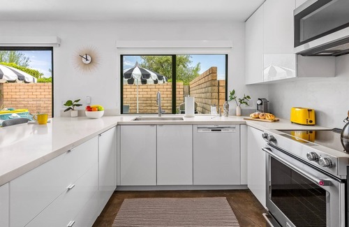 Sunrise Vista Chino Condo | PS Stylish Luxe Condo : Pools, Tennis, Pickleball