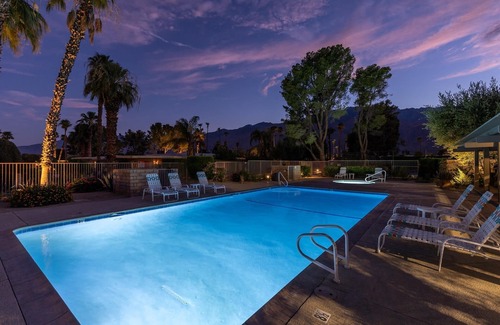 Sunrise Vista Chino Condo | PS Stylish Luxe Condo : Pools, Tennis, Pickleball