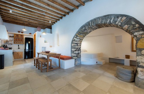 Herronisos Apartment | Psarona Hospitality BIG