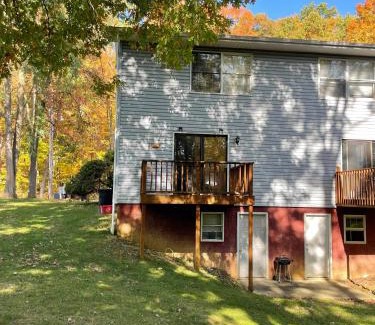 State College House | PSU 2br 2ba Townhome w Parking Near Campus and Stadium