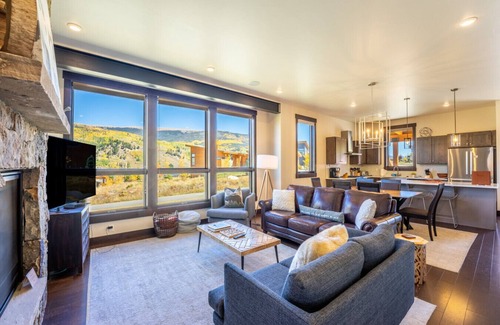 Silverthorne House | Ptarmigan Peak - Luxury Mountain Rental