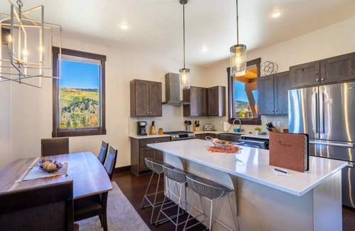 Silverthorne House | Ptarmigan Peak - Luxury Mountain Rental