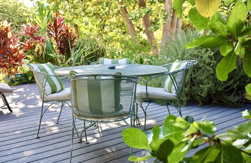 Kamuela Cottage | PUAKO 1940's Vintage Beach Cottage - Now with Air Conditioning