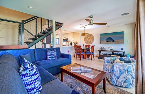 Downtown Lahaina House | Puamana 167-4. See and hear the ocean 200 feet away! 2 huge 20' x 15' lanais!