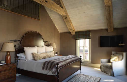 Crested Butte Hotel | Public House Lofts