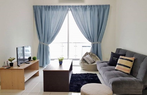 Bandar Puchong Jaya Apartment | Puchong 11 Pax IOI Mall LRT Cozy Apartment Skypod