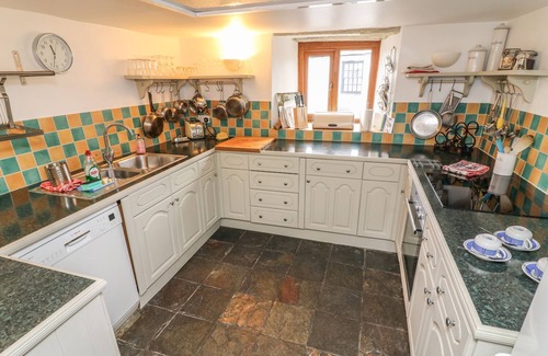 Lowick Cottage | PUDDLE DUCK COTTAGE, pet friendly, with open fire in Spark Bridge