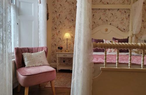 Bowness-on-Windermere House | Puddle Duck Lodge – Adults Only