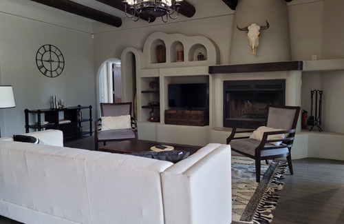 Talavera House | Pueblo style home with amazing views- just minutes from Organ National Monument!
