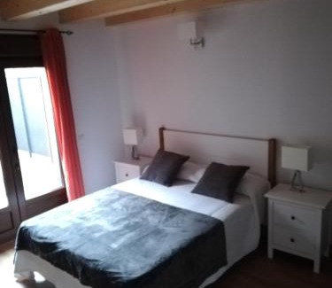 Buitrago del Lozoya Apartment | Puente viejo de Buitrago casa Fresno