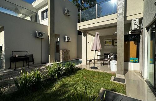 San Bernardino House | Puerta del Lago