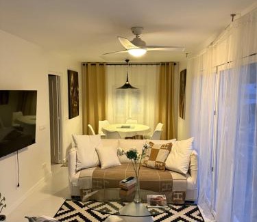 Marbella Apartment | Puerto Banus Jacuzzi close to Breath and Marbella Arena