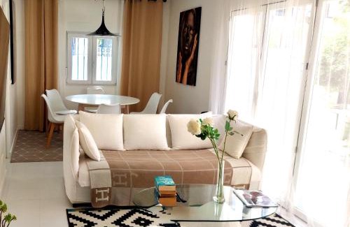Marbella Apartment | Puerto Banus Jacuzzi close to Breath and Marbella Arena