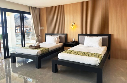Bolinao Hotel | Puerto Del Sol Beach Resort