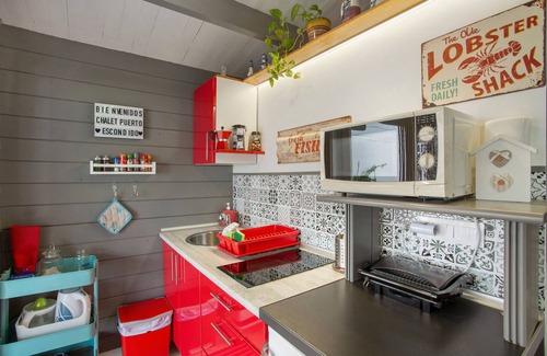 Telde Ski Chalet | 'Puerto Escondido' with Shared Pool, Private Terrace and Wi-Fi