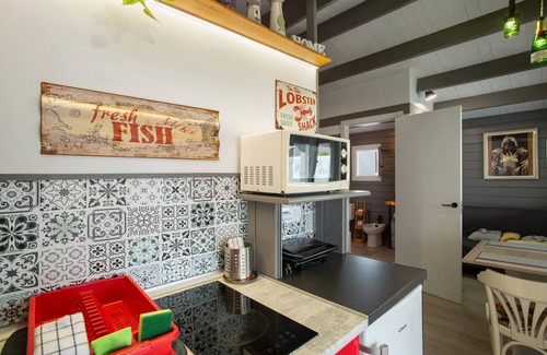 Telde Ski Chalet | 'Puerto Escondido' with Shared Pool, Private Terrace and Wi-Fi