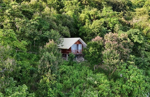 Puerto Princesa Cabin | Puerto Princesa Binduyan Quiet Cabin