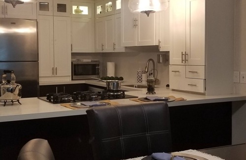 South Hotel Zone Apartment | PUERTO VALLART, GRAND VENETIAN. NICE CORNER UNIT 2ND FLOOR WITH 3 BALCONIES!