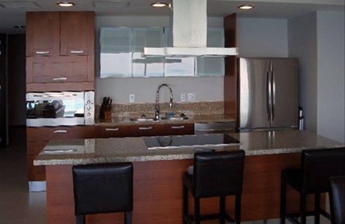 South Hotel Zone Condo | Puerto Vallarta, Paradise Awaits Beachfront Condo Peninsula