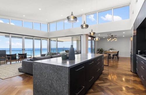 Sellicks Beach House | Puesta de Sol Home by Wine Coast Holiday Rentals