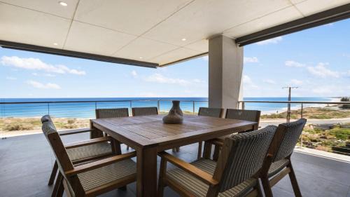 Sellicks Beach House | Puesta de Sol Home by Wine Coast Holiday Rentals