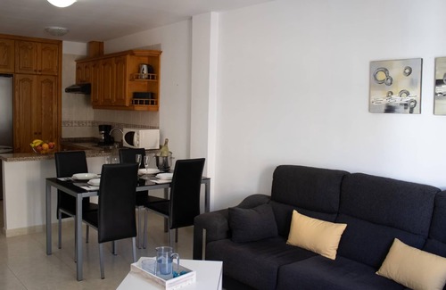 Playa San Juan Apartment | PUESTA DE SOL RENTALS 2DR