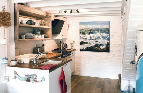 Portmellon Cottage | Puffin Burrow, a beautiful historic couples retreat overlooking the Cove.