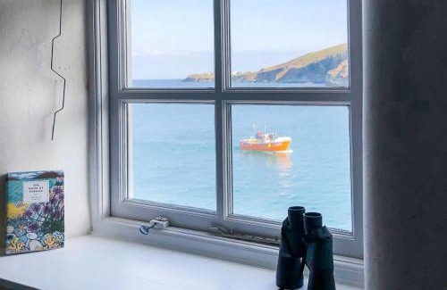 Portmellon House | Puffin Burrow