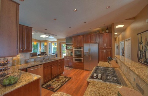 Northeast Tacoma Bed & Breakfast | Puget Sound View, Private Queen Bedroom, Private Pool/Jacuzzi