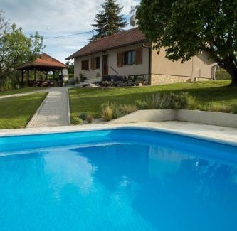 Mihovljan Villa | Puhek breg