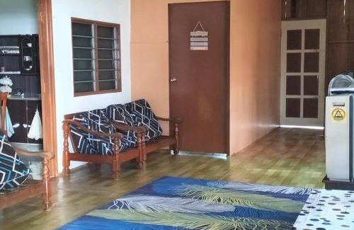 Kampung Tok Harun House | Pulai Greens Homestay
