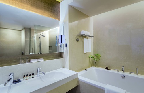 Ratchathewi Hotel | Pullman Bangkok King Power