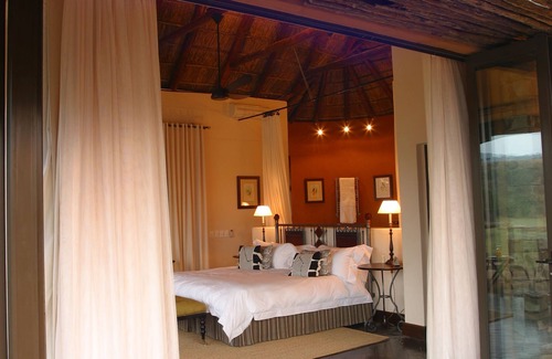 Grahamstown Cabin | Pumba Private Game Reserve