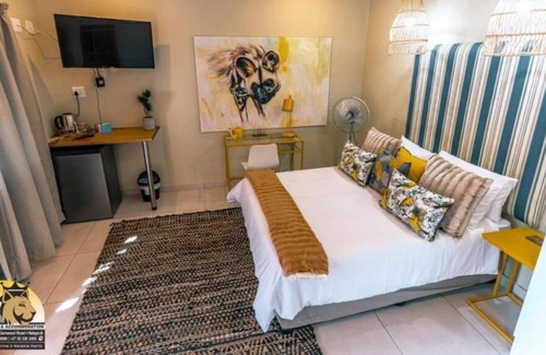 Nelspruit House | Pumbaa Wildlife Park and Accommodation