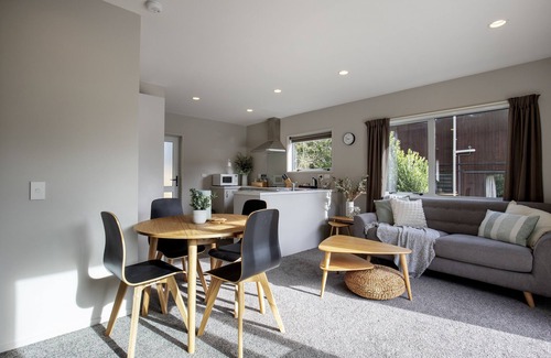 Punakaiki Hotel | Punakaiki Beachfront Motels