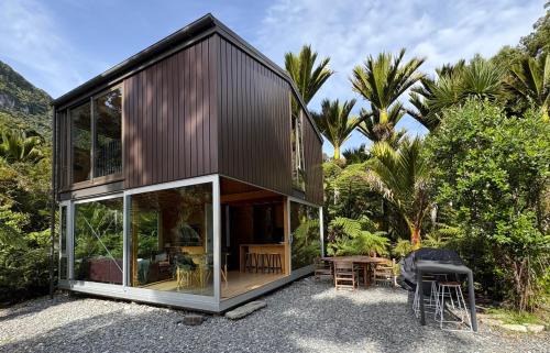 Punakaiki House | Punakaiki Forest Retreat