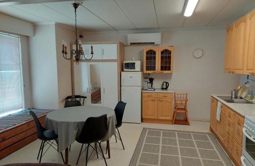 Kauttua Apartment | Punavilla majoitus TASANKO