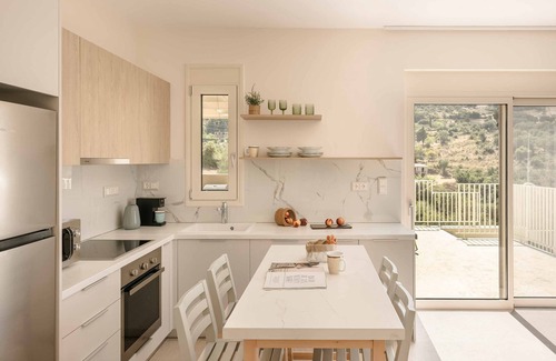 Dhrakata Villa | Punentes Villa - Two Bedroom Villa, Sleeps 4