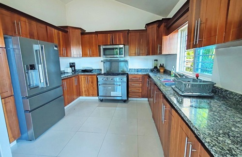 Playa Bibijagua Villa | Punta Cana 5BR Lux Gold Villa + Bonus