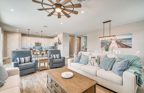 Charlotte Park House | Punta Gorda Paradise: Pool & Outdoor Kitchen!