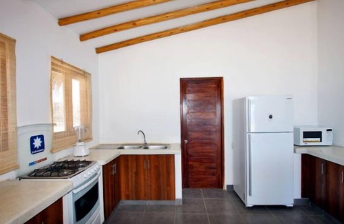 Los Organos House | Puntapalmeras House