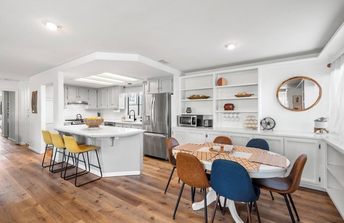 Grover Beach House | Pup Friendly 3BR Sleeps 8!