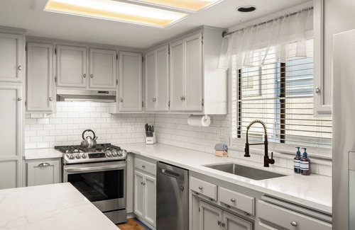 Grover Beach House | Pup Friendly 3BR Sleeps 8!