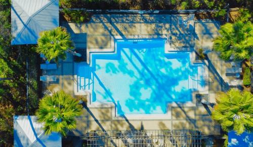 Treetop House | Pura Vida by AvantStay Treetop of Seacrest Beach Pool Bonfires